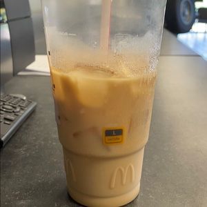 Meet your Posher, Bill